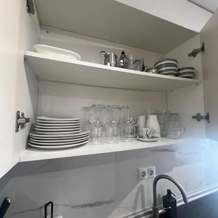 Yanis Apartment