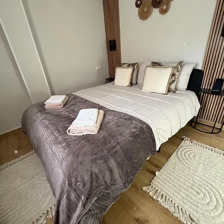 Apartment Yanis *